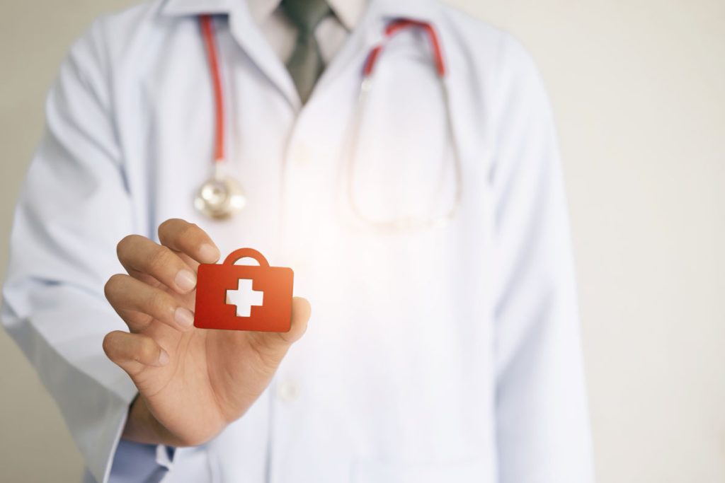 Hausse des primes d'assurances santé internationales : qu'en penser ?